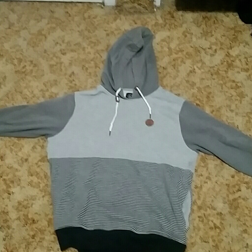 Volcom hoodie